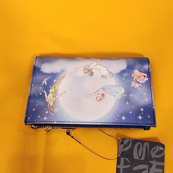 Loungefly Disney Peter Pan Second Star Flying Over City Flap Wallet NEW - Picture 10 of 13